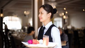 sinh viên làm thêm Tết