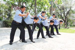bảo vệ siêu thị