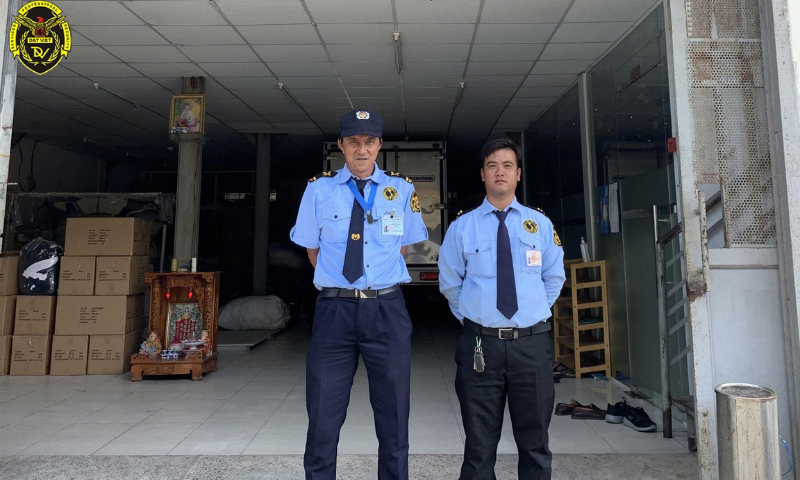 Văn phòng là trung tâm hoạt động của doanh nghiệp, nơi chứa tài sản quý giá, dữ liệu quan trọng và nhân viên làm việc hàng ngày